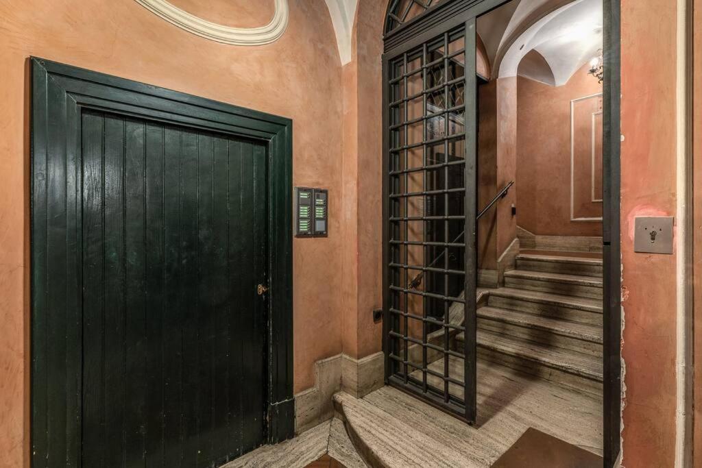Domus Mondrian Luxury House Apartment Rome Bagian luar foto