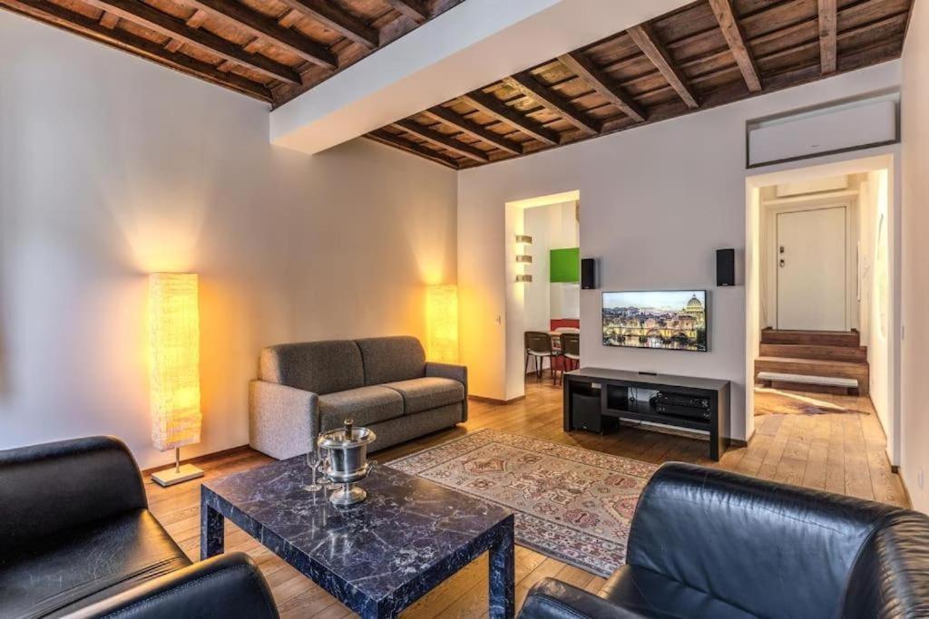 Domus Mondrian Luxury House Apartment Rome Bagian luar foto